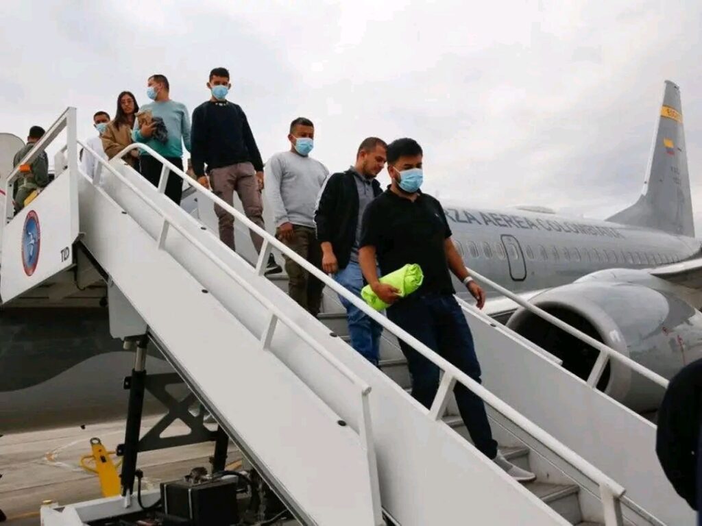 RDC–États-Unis : l’arrivée de migrants expulsés relance le débat sur la sécurité et l’accueil